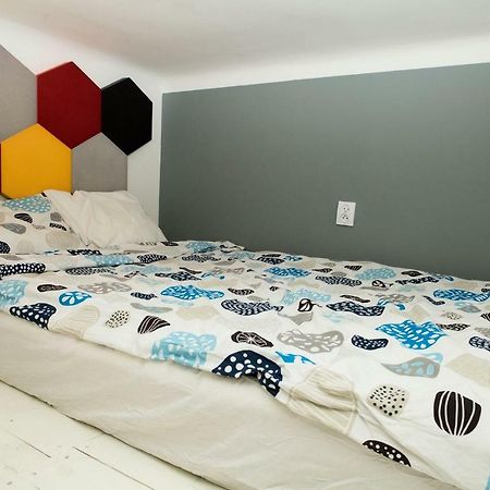 Apartament Zelazna Warschau Buitenkant foto