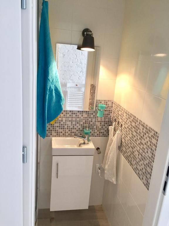 Apartament Zelazna Warschau Buitenkant foto