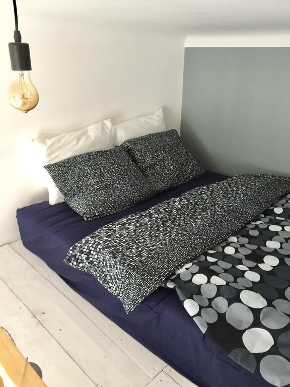 Apartament Zelazna Warschau Buitenkant foto